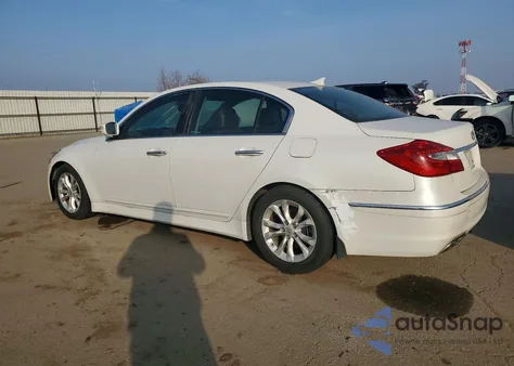 2013 Hyundai Genesis 3.8L z USA, uszkodzony, nr VIN KMHGC4DD0DU228567